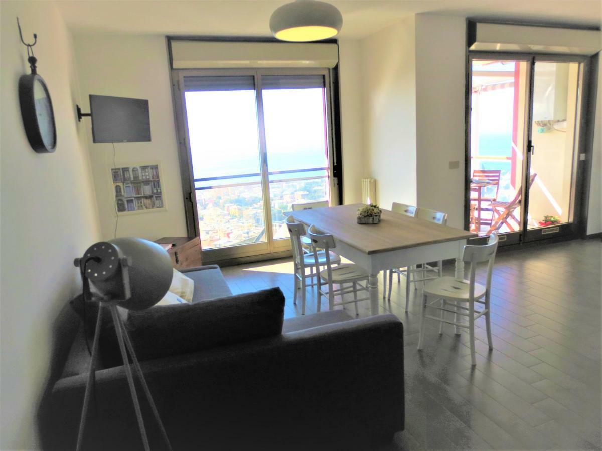 Quarto Di Luna Генуя Экстерьер фото